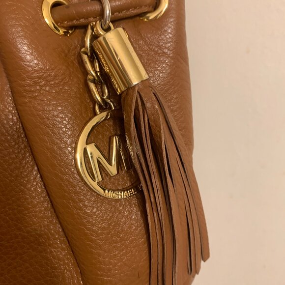 Michael Kors Brown Pheobe  Pebbled Leather Handbag Crossbody - Picture 8 of 16